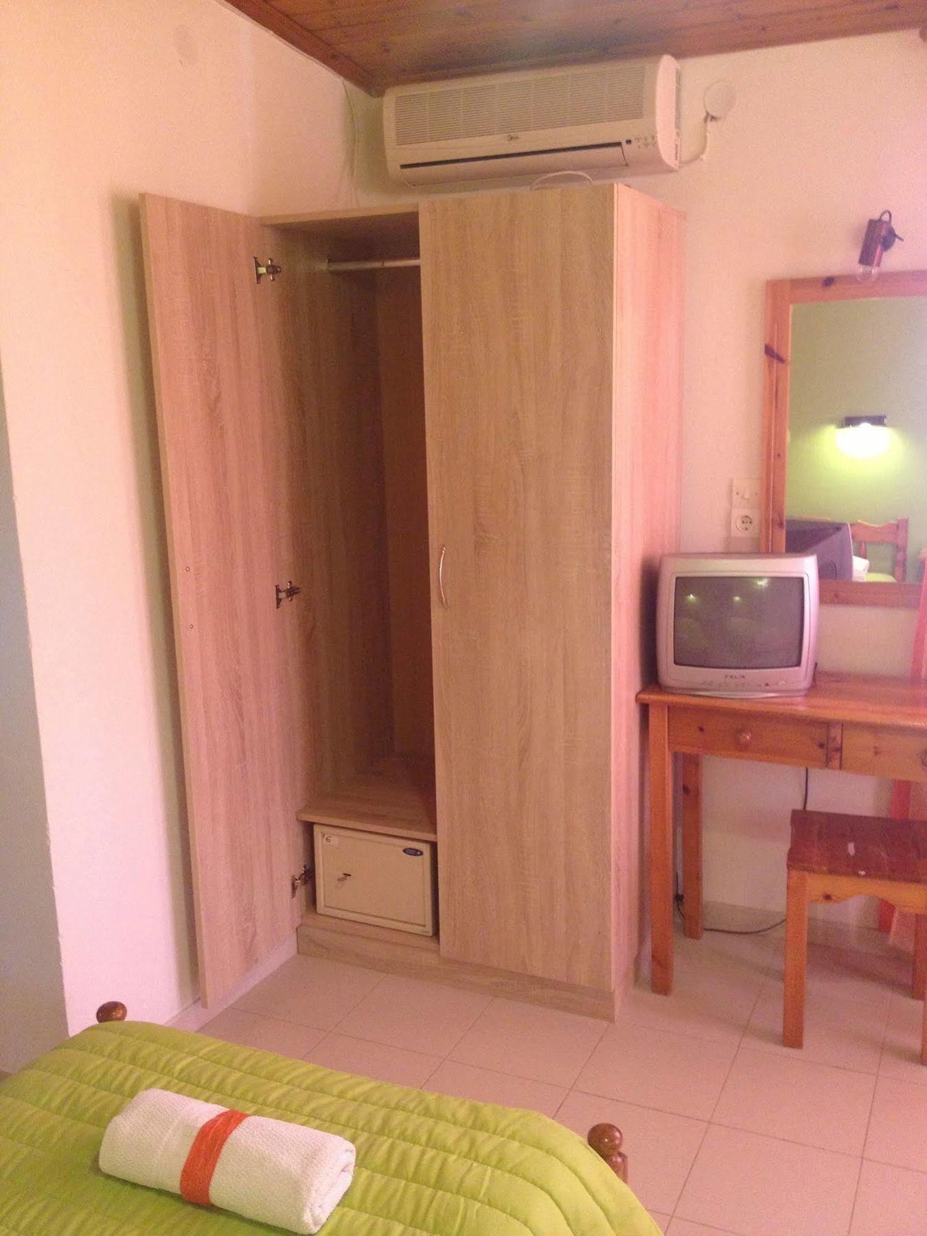 Ionian Breeze Apartments Kávos Dış mekan fotoğraf